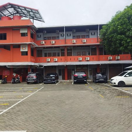 Hotel Oyo 92098 Kost Orange Syariah Makasar Exteriér fotografie
