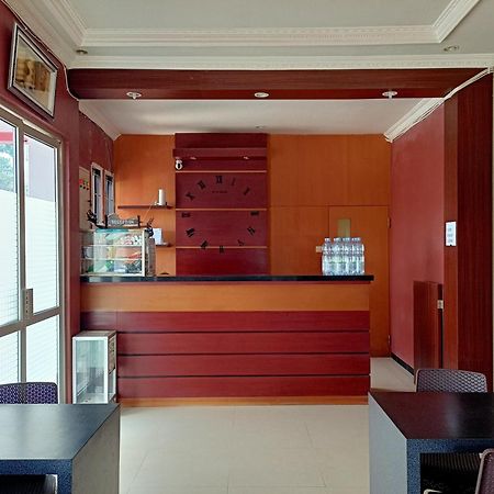 Hotel Oyo 92098 Kost Orange Syariah Makasar Exteriér fotografie