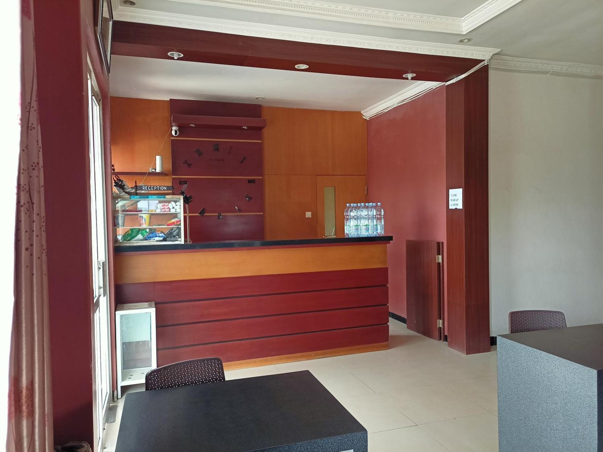 Hotel Oyo 92098 Kost Orange Syariah Makasar Exteriér fotografie